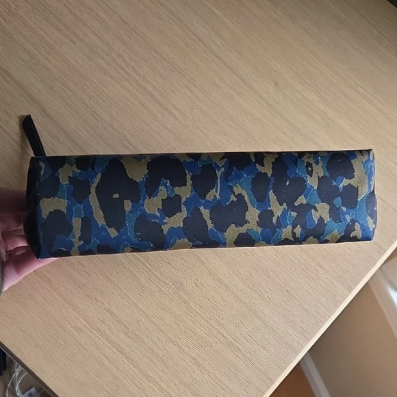 Longchamp Le Pliage Neo Cosmetic Bag - Picture 3 of 5